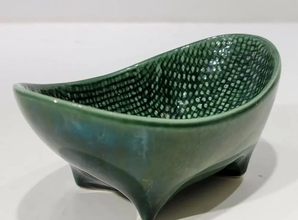 Vintage Green Glazed Textured Footed Mid Century Mod 7” HullI USA Dish 1950s mcm